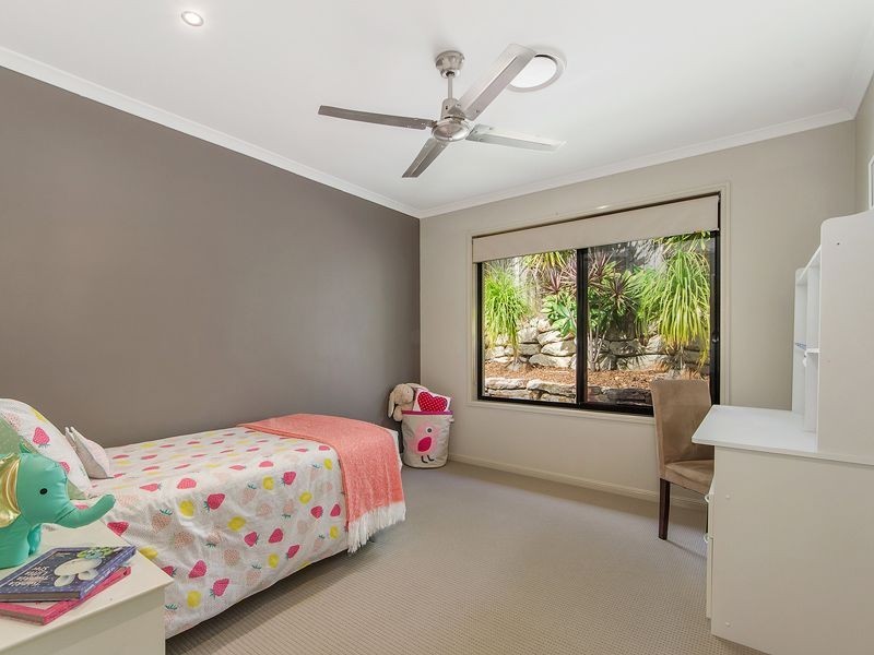 70 Observatory Drive, Reedy Creek QLD 4227