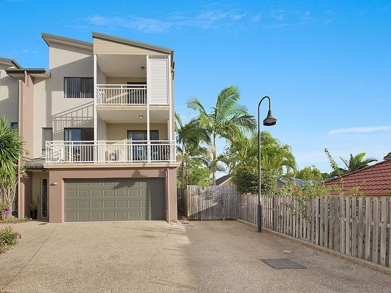 10/12 Geraldton Drive, Varsity Lakes QLD 4227