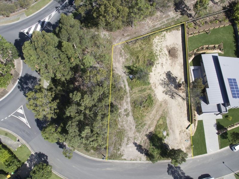 2 Grove Creek Close, Reedy Creek QLD 4227