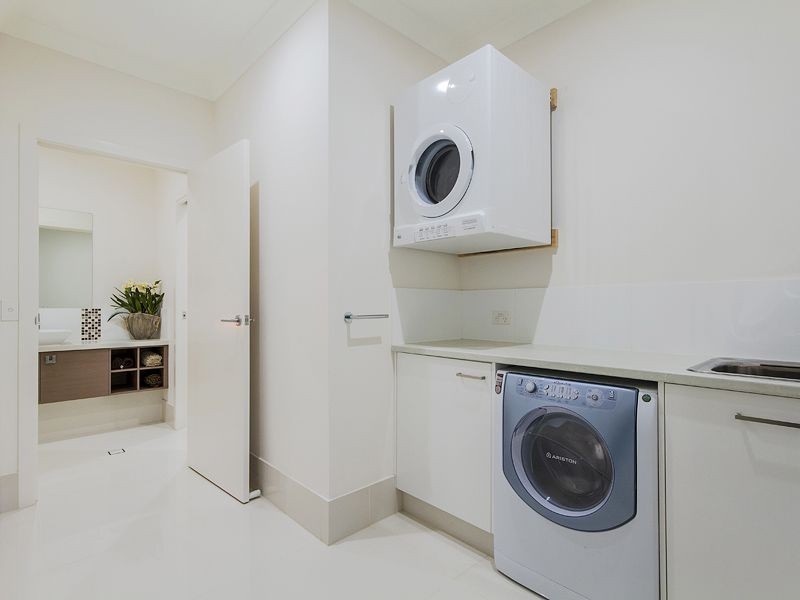 7 Everstar Street, Reedy Creek QLD 4227