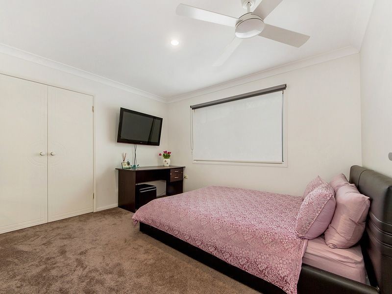 40 Straite Drive, Robina QLD 4226