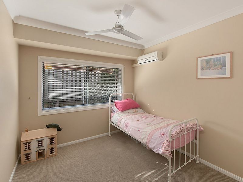 2 Ringwood Court, Robina QLD 4226