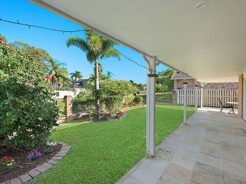 2 Ringwood Court, Robina QLD 4226