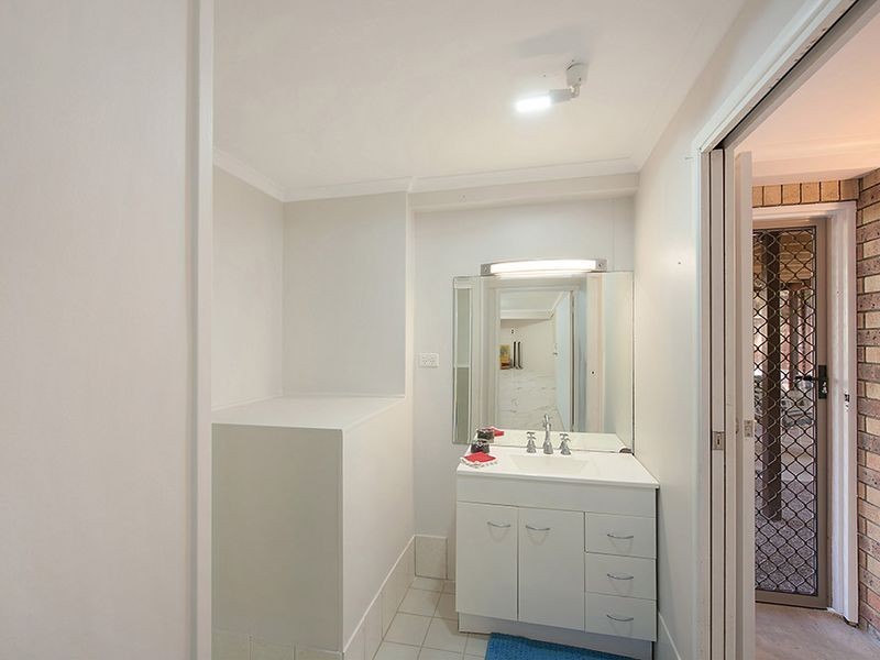 11 Millswyn Court, Carrara QLD 4211