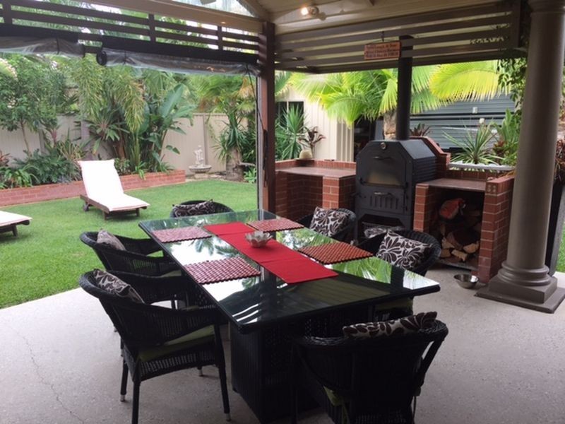 1 Glastonbury Drive, Mudgeeraba QLD 4213