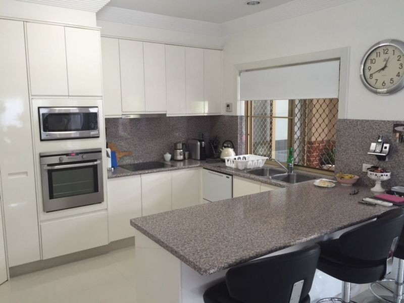 1 Glastonbury Drive, Mudgeeraba QLD 4213