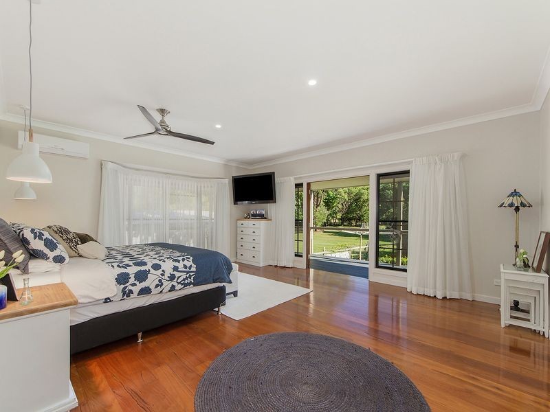 4 Hersden Court, Bonogin QLD 4213