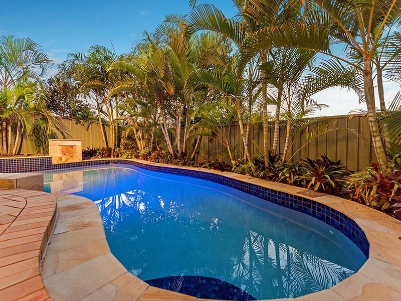 5 Merion Court, Robina QLD 4226