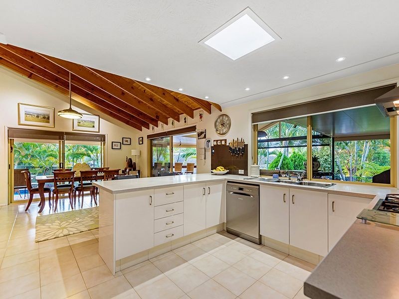 5 Merion Court, Robina QLD 4226