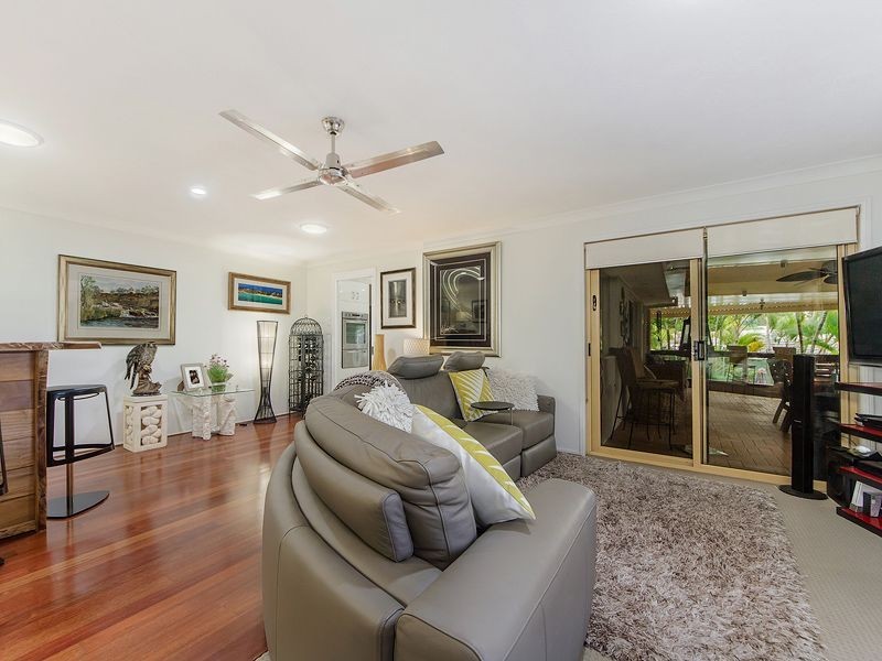 5 Merion Court, Robina QLD 4226