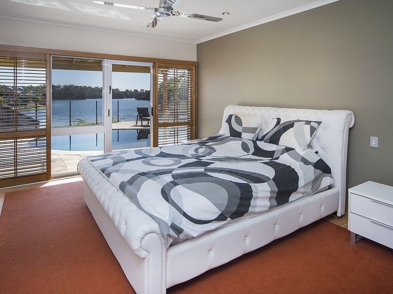 10 Newport Drive, Robina QLD 4226