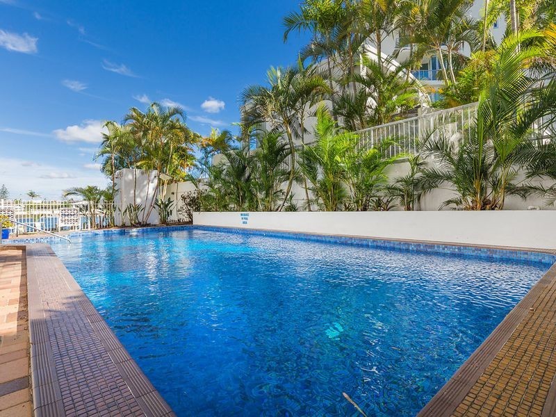 111/32 Riverview Parade, Surfers Paradise QLD 4217