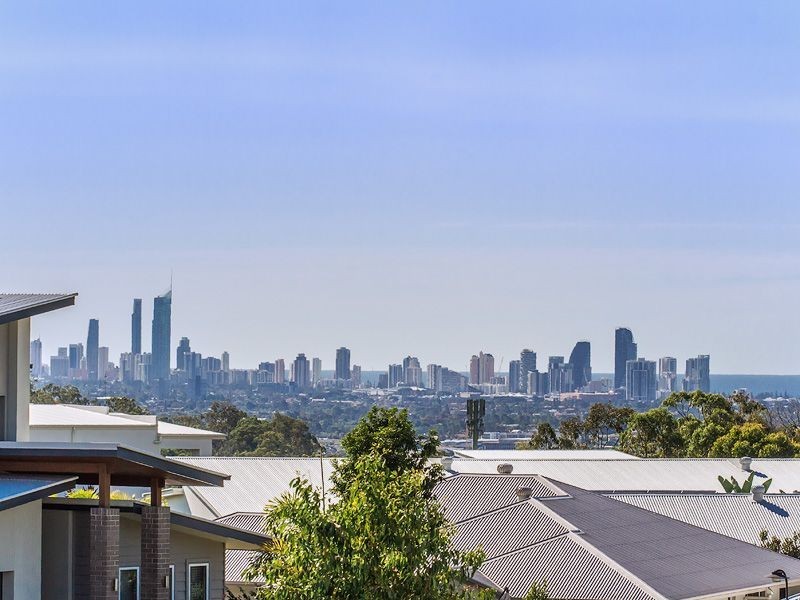 14 Golden Grove Boulevard, Reedy Creek QLD 4227