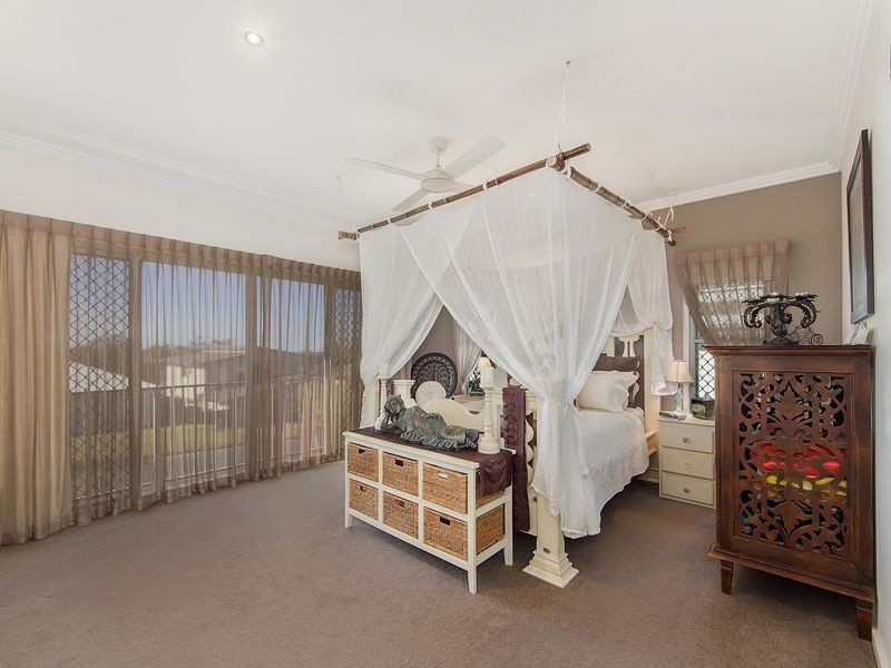 14 Golden Grove Boulevard, Reedy Creek QLD 4227