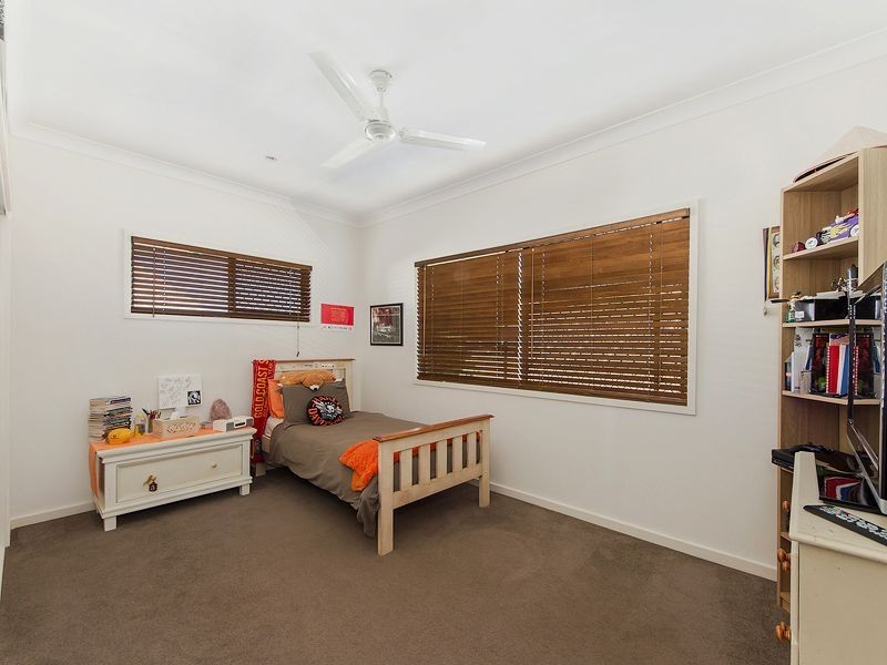 14 Golden Grove Boulevard, Reedy Creek QLD 4227