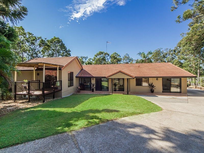 14 Umpara Crescent, Mudgeeraba QLD 4213
