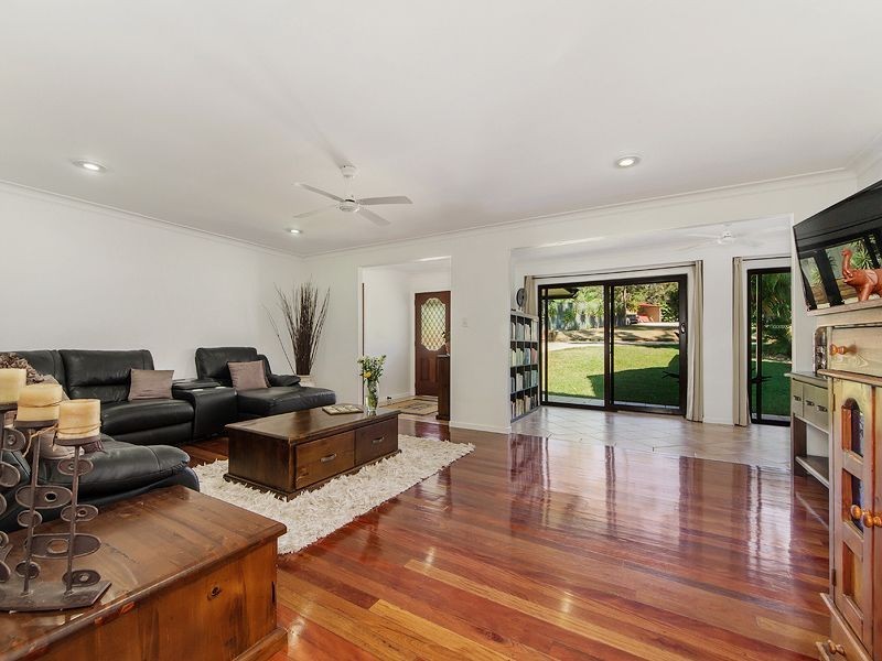 14 Umpara Crescent, Mudgeeraba QLD 4213