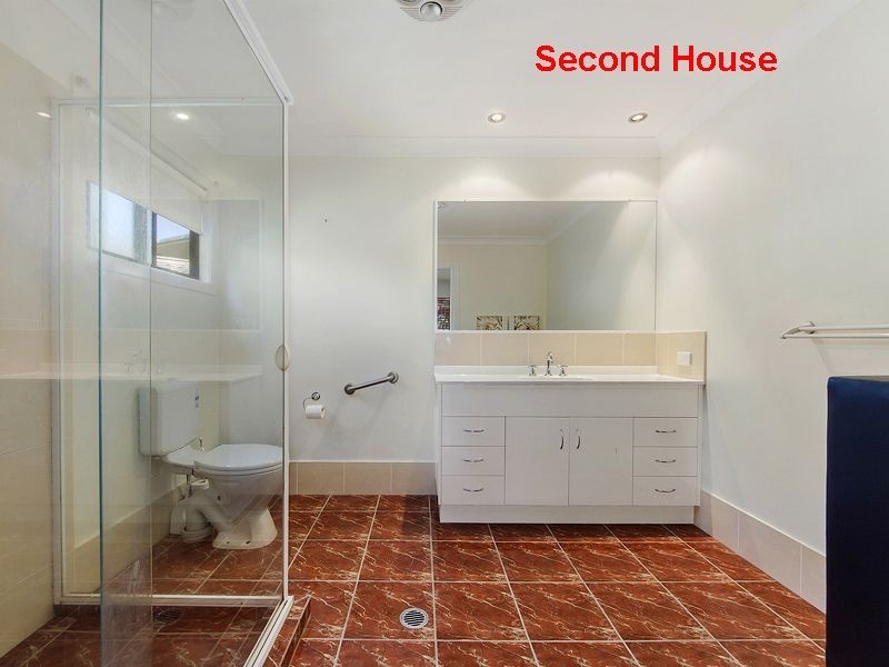 14 Umpara Crescent, Mudgeeraba QLD 4213