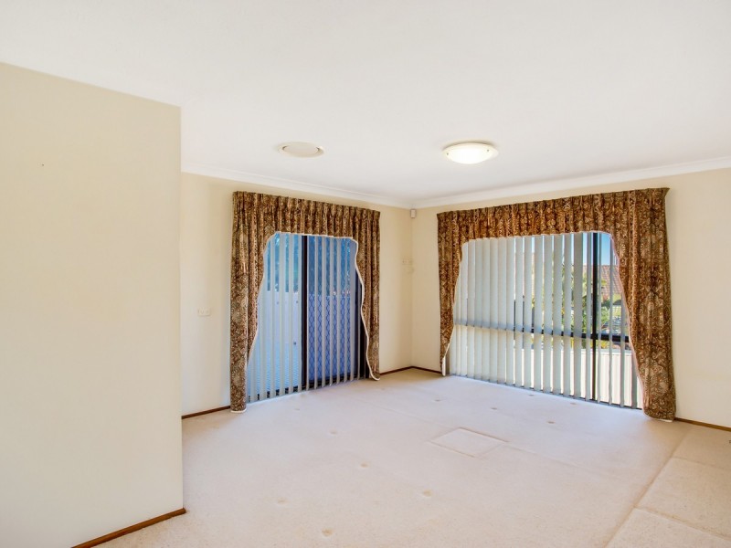 5 Kevin Court, Miami QLD 4220