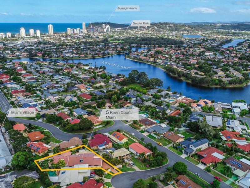 5 Kevin Court, Miami QLD 4220