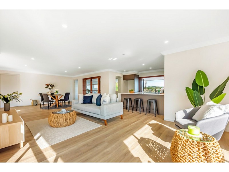 39 Ironbark Street, Elanora QLD 4221