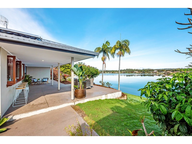 39 Ironbark Street, Elanora QLD 4221