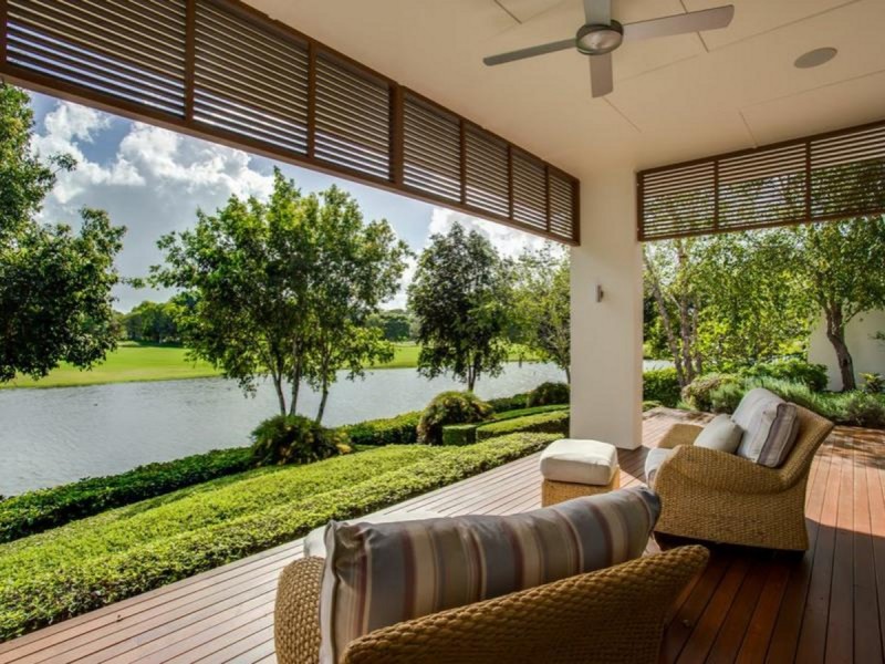 738 Peninsula Drive, Robina QLD 4226