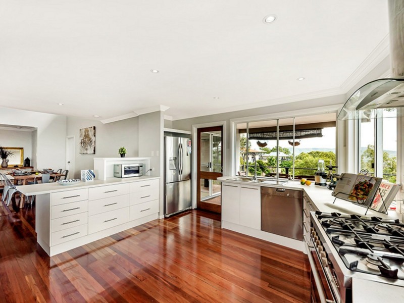 31 Tara Vista Boulevard, Highland Park QLD 4211