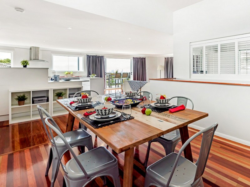 31 Tara Vista Boulevard, Highland Park QLD 4211