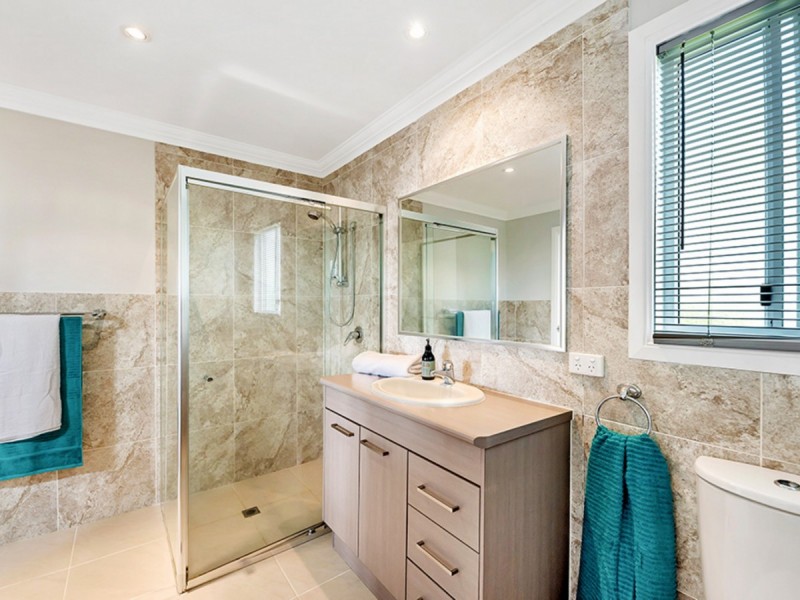 31 Tara Vista Boulevard, Highland Park QLD 4211