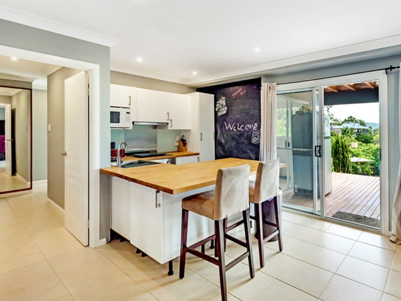 31 Tara Vista Boulevard, Highland Park QLD 4211