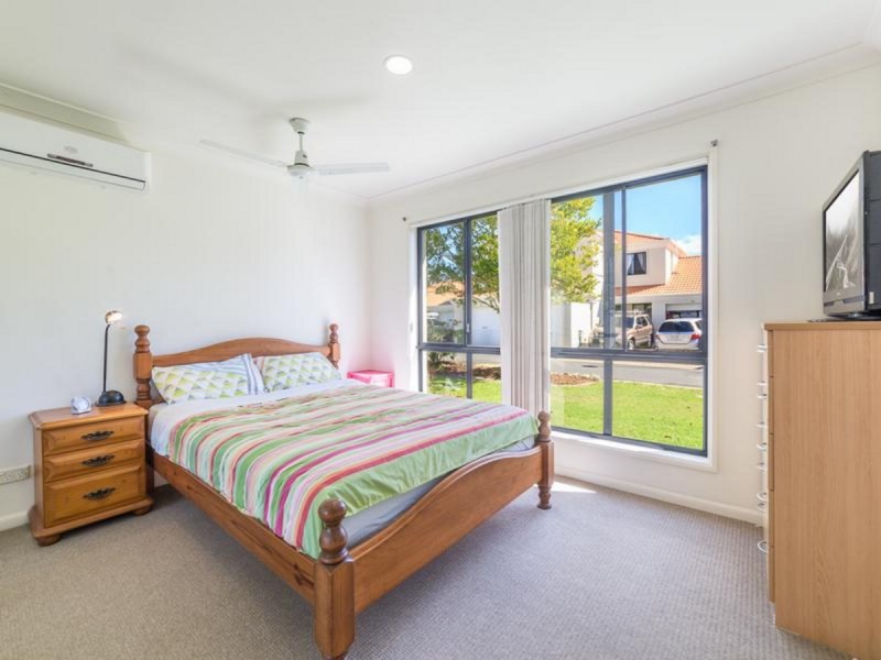 5/2-6 Ghilgai Road, Merrimac QLD 4226