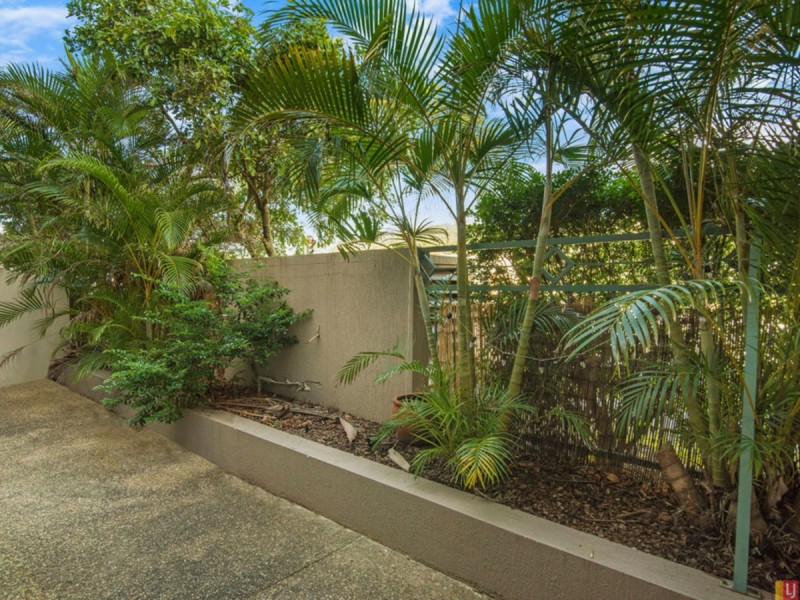 2/1 Burleigh Street, Burleigh Heads QLD 4220