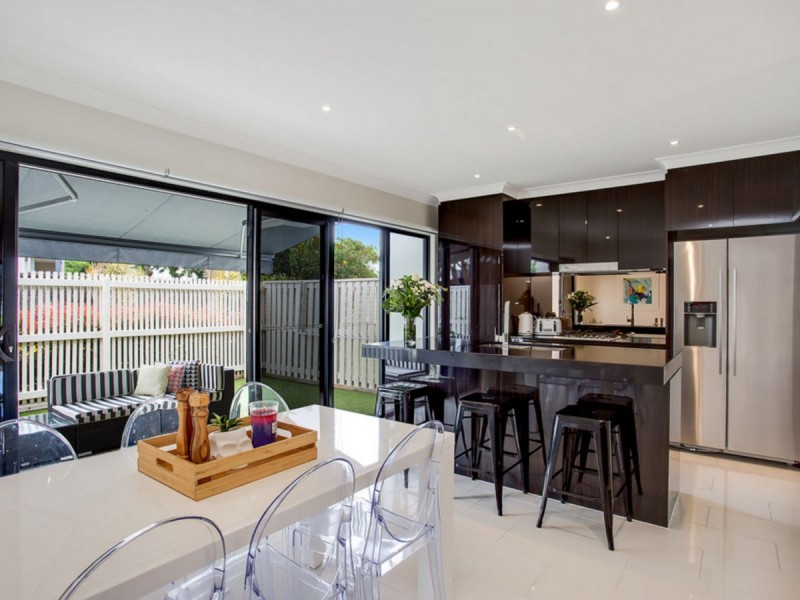13 Peninsula Drive, Robina QLD 4226