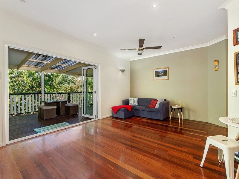 2 Trinity Place, Robina QLD 4226