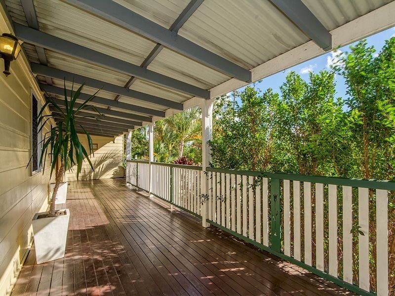 2 Trinity Place, Robina QLD 4226