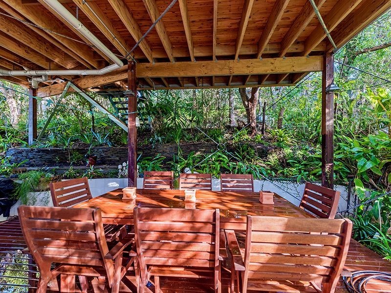 16 Cotton Street, Burleigh Heads QLD 4220