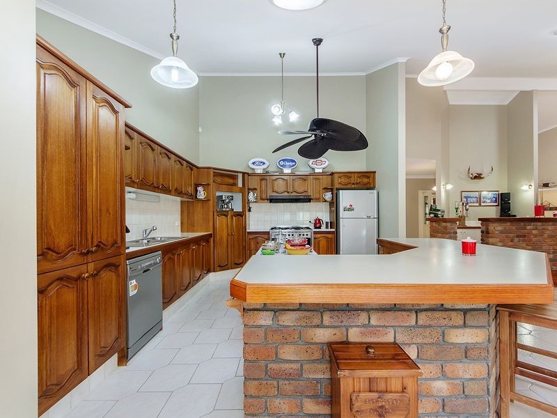 32 Wallaby Drive, Mudgeeraba QLD 4213