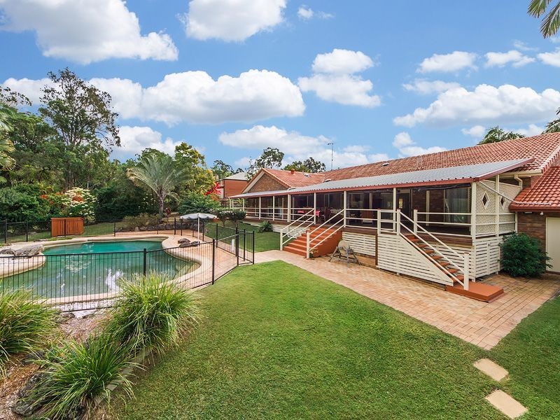 32 Wallaby Drive, Mudgeeraba QLD 4213