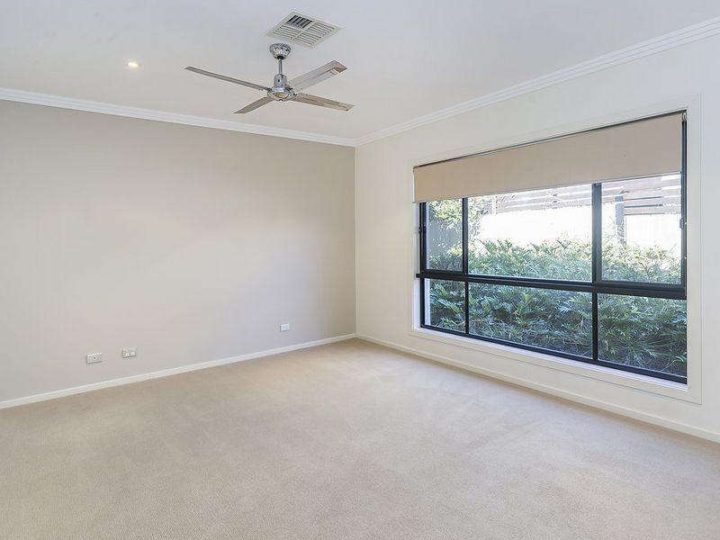 4 Corvus Way, Robina QLD 4226