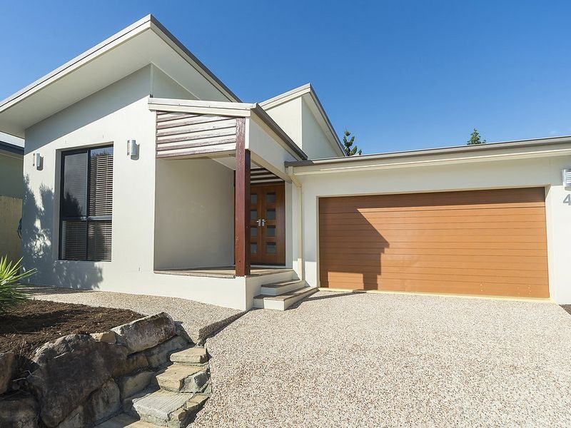 4 Corvus Way, Robina QLD 4226