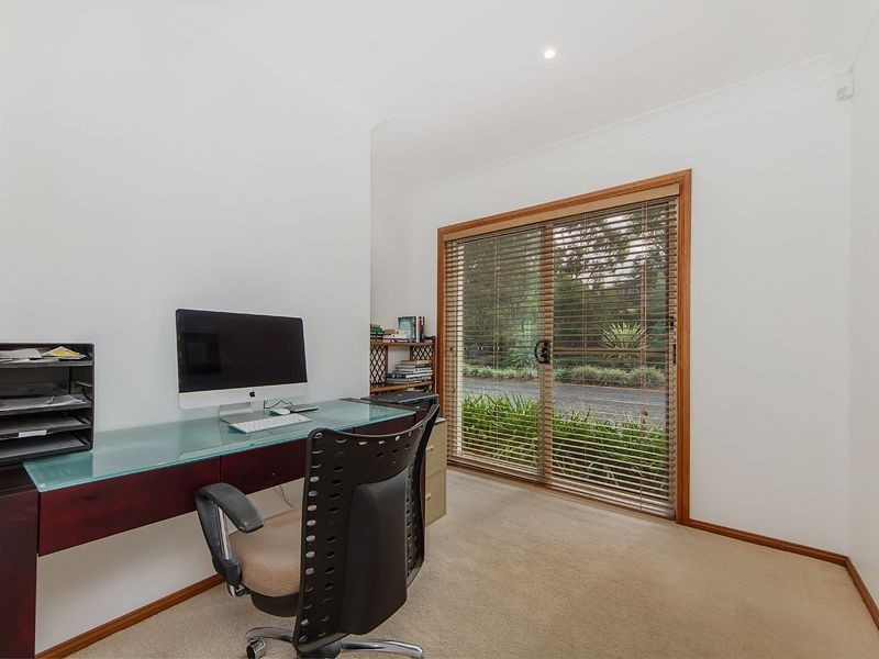 72 Brackenfield Court, Bonogin QLD 4213