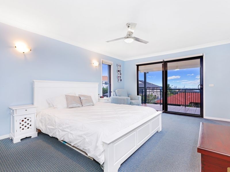 2 Mercure Place, Highland Park QLD 4211
