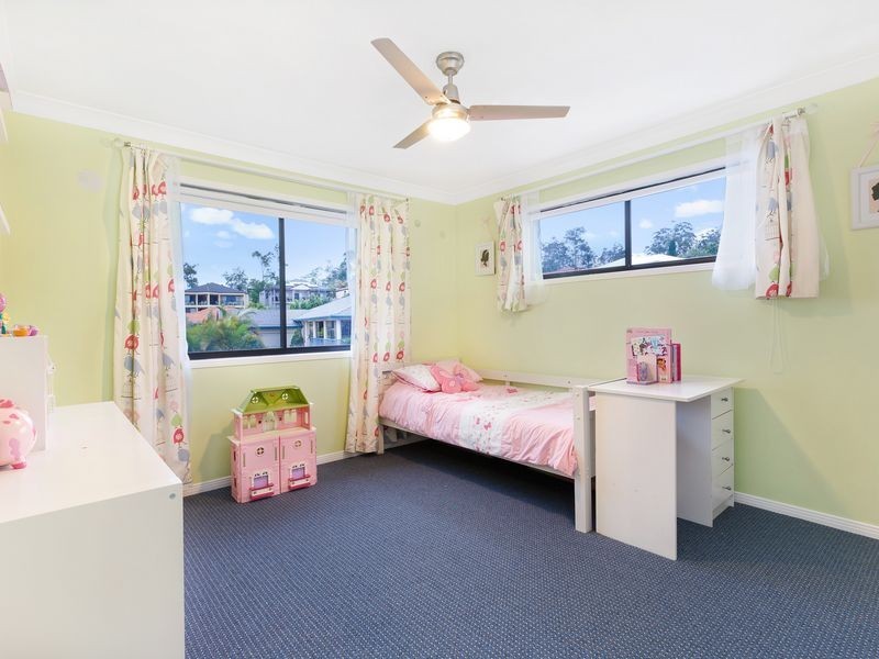 2 Mercure Place, Highland Park QLD 4211