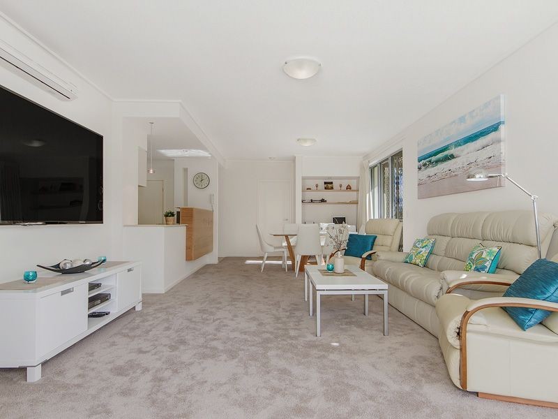 1/15 Laver Drive, Robina QLD 4226