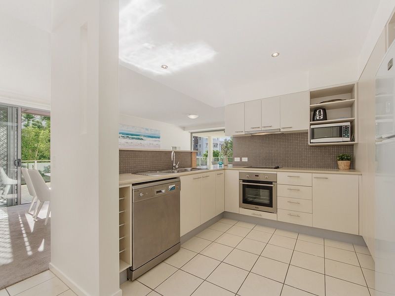 1/15 Laver Drive, Robina QLD 4226