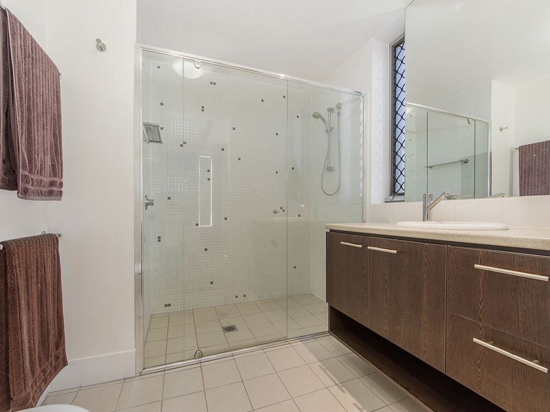 1/15 Laver Drive, Robina QLD 4226