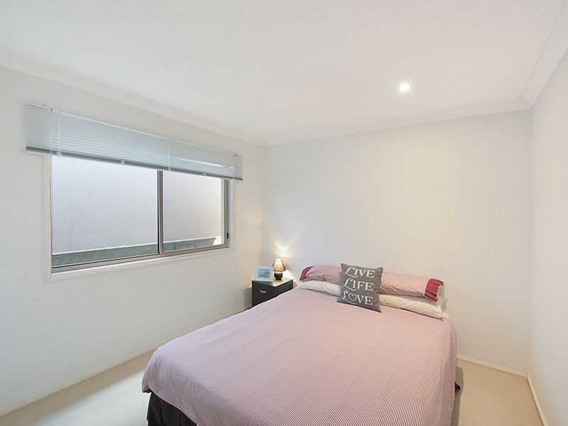 7 Duxton Drive, Varsity Lakes QLD 4227