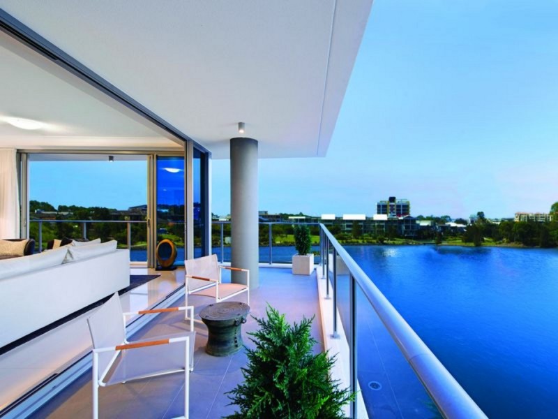 397 Christine Avenue, Varsity Lakes QLD 4227