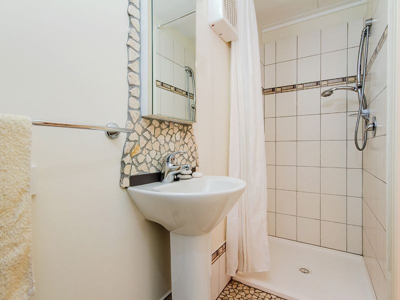 10 Nancy Yaun Court, Worongary QLD 4213